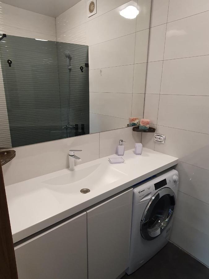 True In The City Center Ивано-Франкивск Екстериор снимка