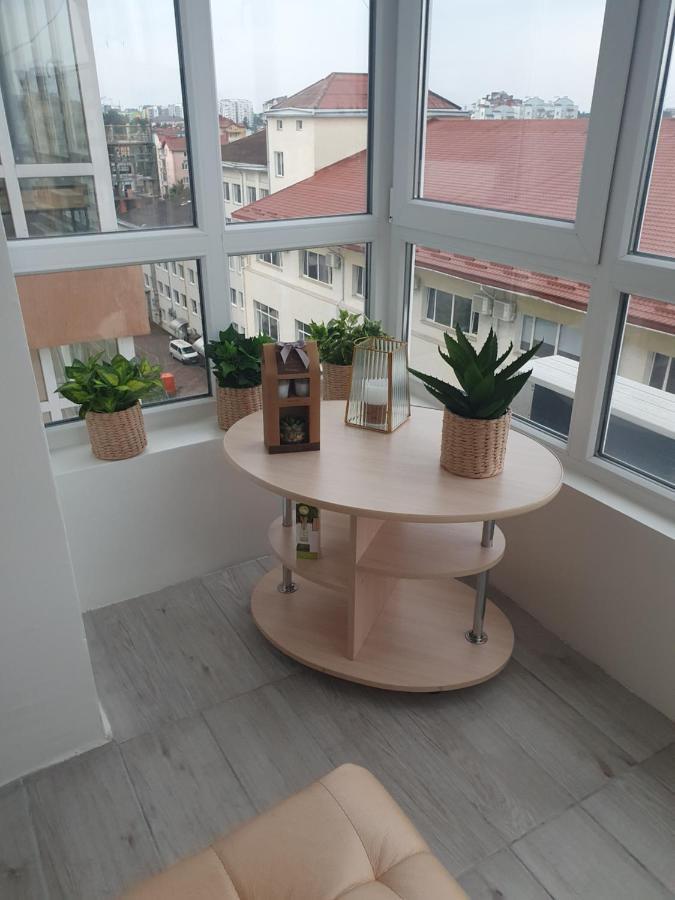 True In The City Center Ивано-Франкивск Екстериор снимка