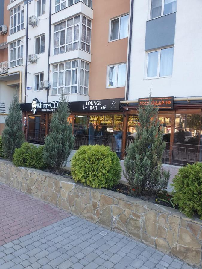 True In The City Center Ивано-Франкивск Екстериор снимка